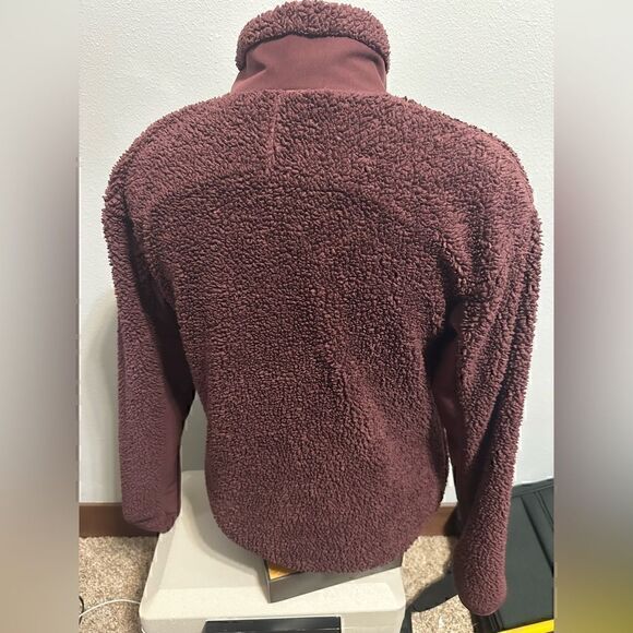 Nike Womens Small Maroon Fuzzy Fleece Full ZIP Jacket - Picture 6 of 7